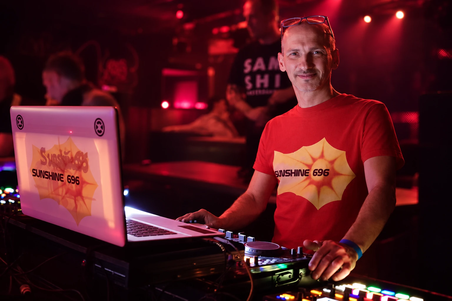 Blagoje Schilling behind the decks